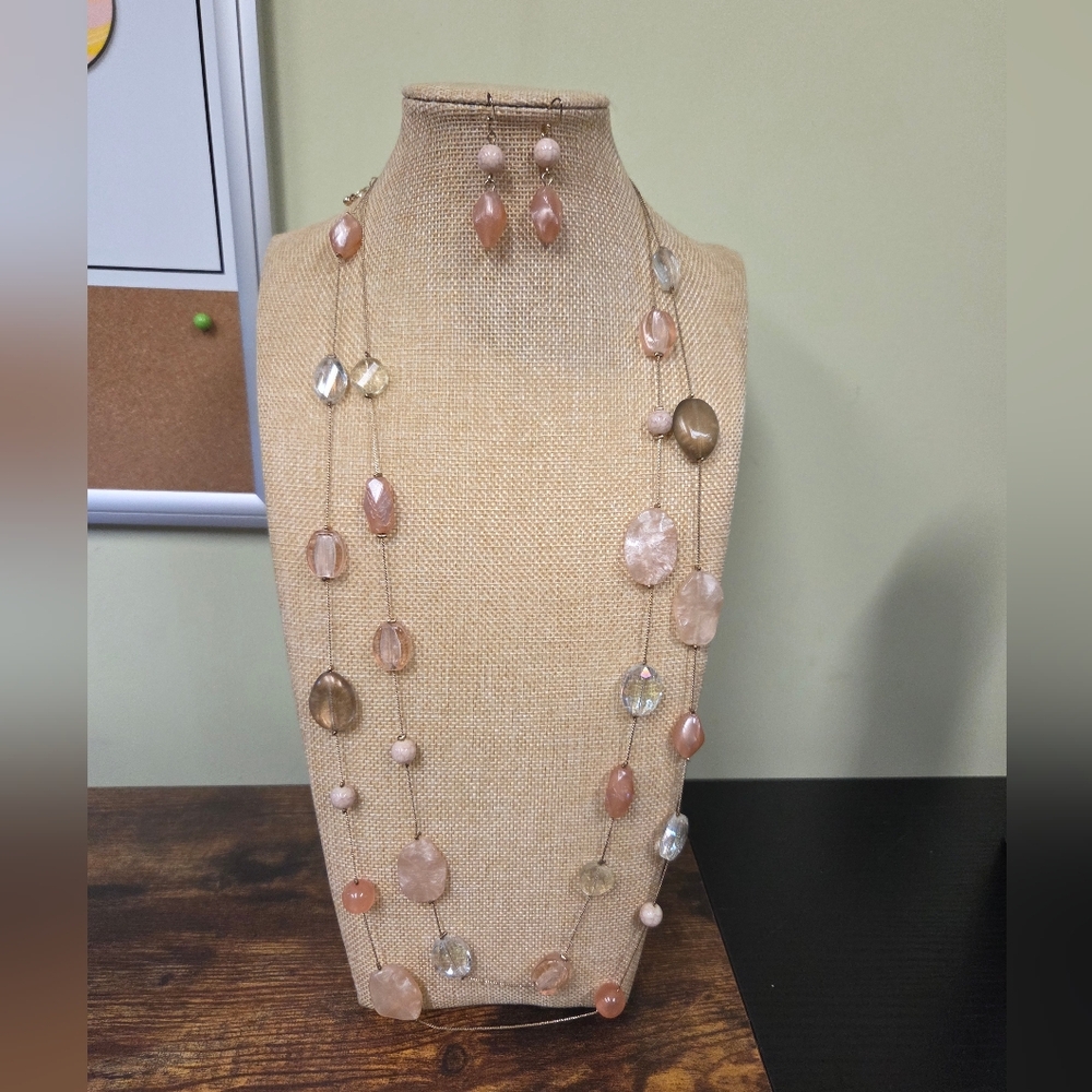 BOGO💖Charming Charlie Pink Shimmery Necklace and Earrings Set
